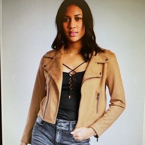 Shinestar brown faux sued moto jacket. Size L.